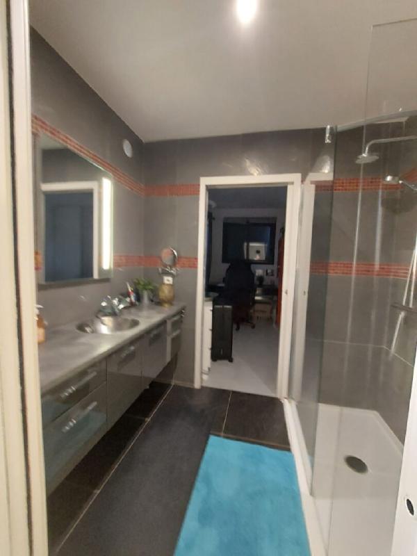 Villa - 218 m² - 7 pièces