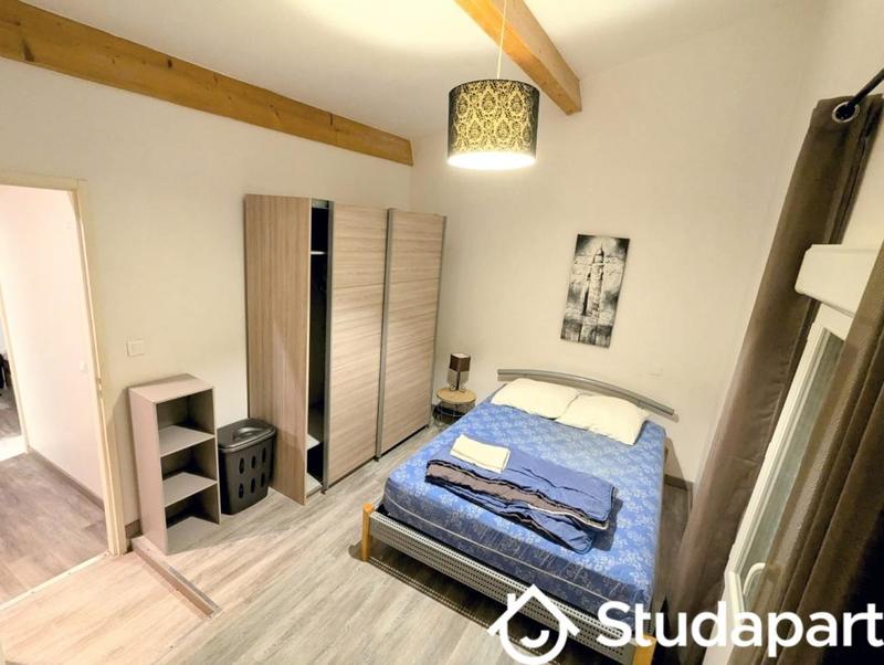 Chambre - 14 m² - 1 pièce