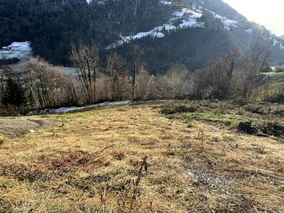 Terrain constructible - 1 015 m²