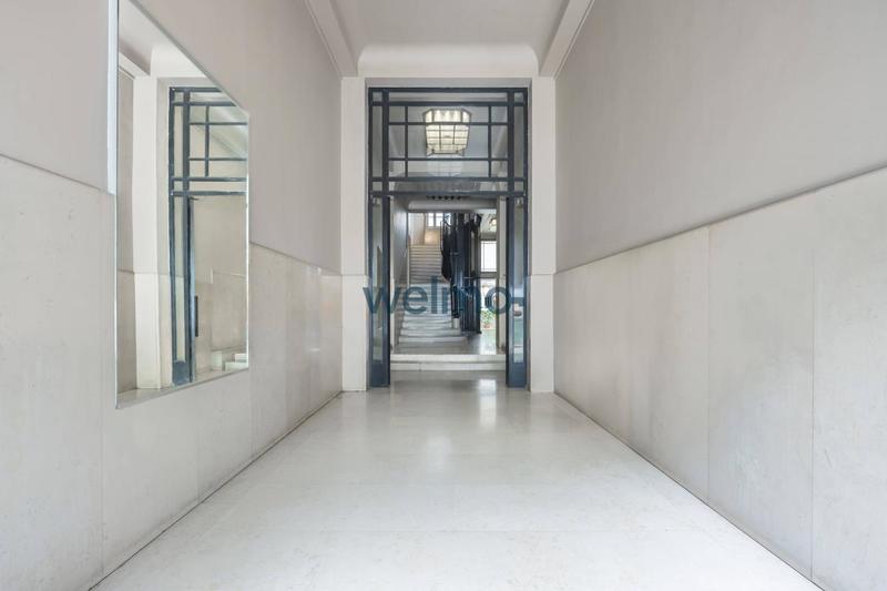 Appartement - 210 m² - 7 pièces