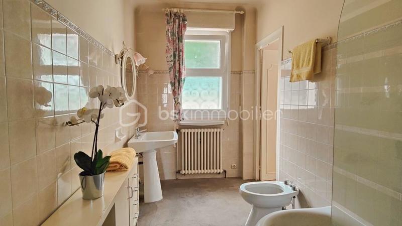 Appartement - 116 m² - 5 pièces