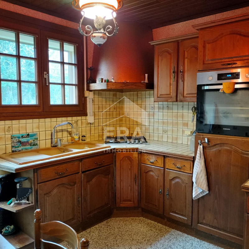 Maison - 80 m² - 5 pièces