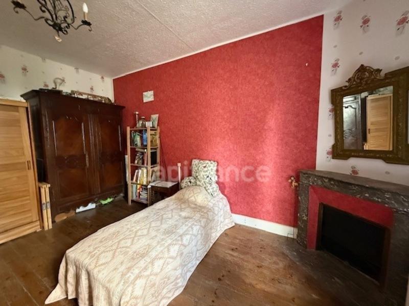 Maison - 185 m² - 10 pièces