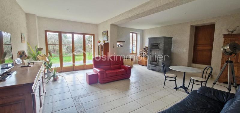 Longère - 275 m² - 9 pièces