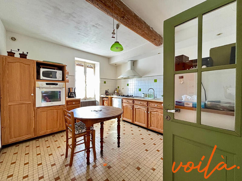 Maison - 237 m² - 8 pièces