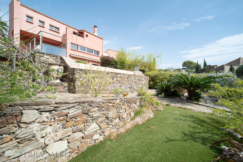 Villa - 165 m² - 4 pièces