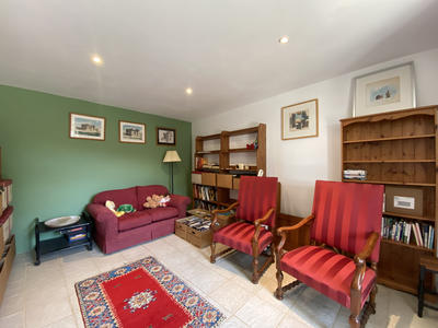 Maison - 291 m² - 13 pièces