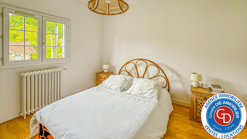 Maison - 160 m² - 6 pièces