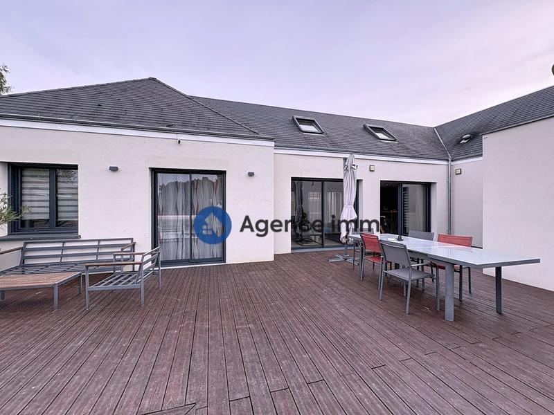 Villa - 170 m² - 6 pièces