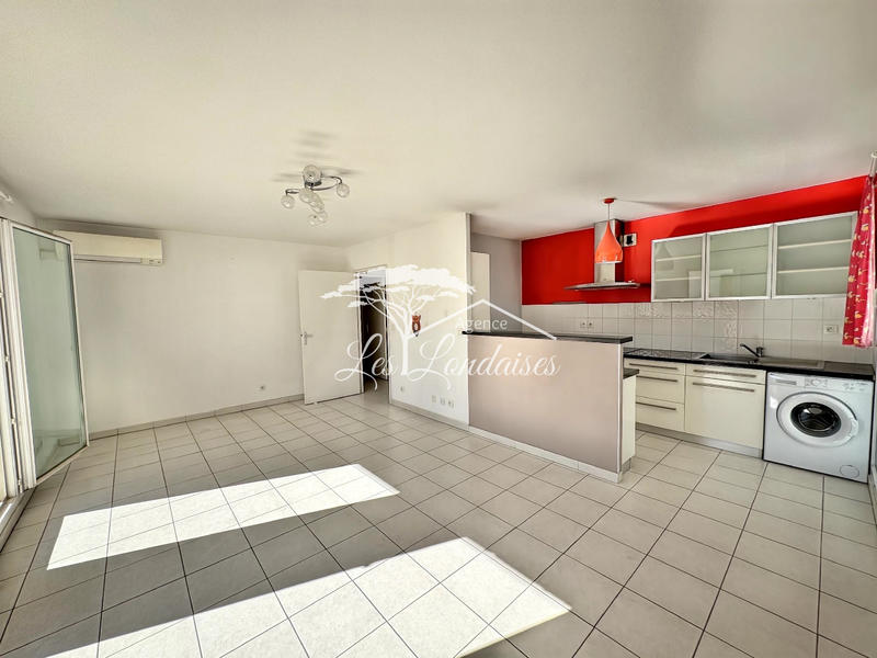 Appartement - 80 m² - 4 pièces