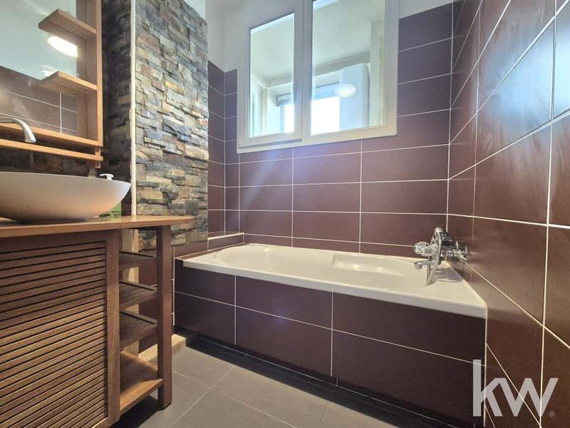 Appartement - 66 m² - 4 pièces