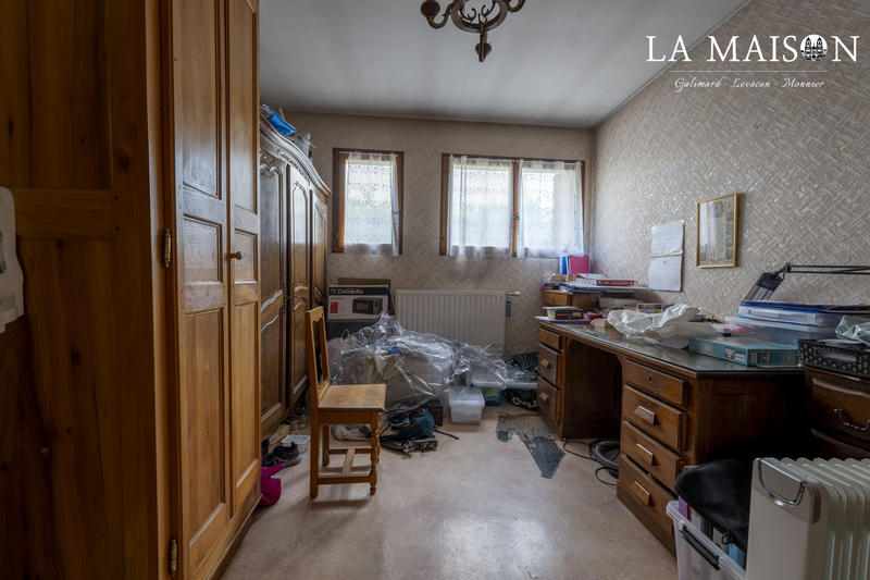 Maison - 170 m² - 7 pièces