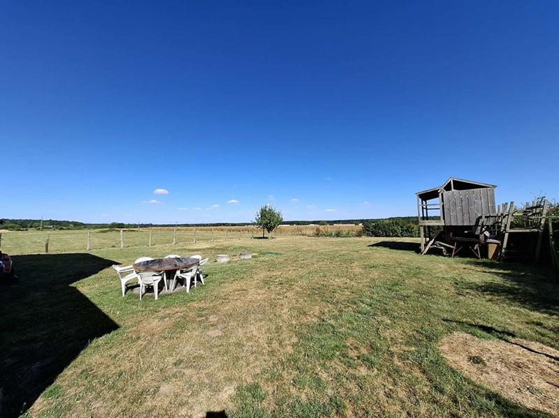 Maison - 137 m² - 9 pièces