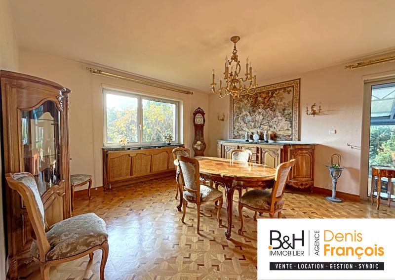 Villa - 230 m² - 4 pièces