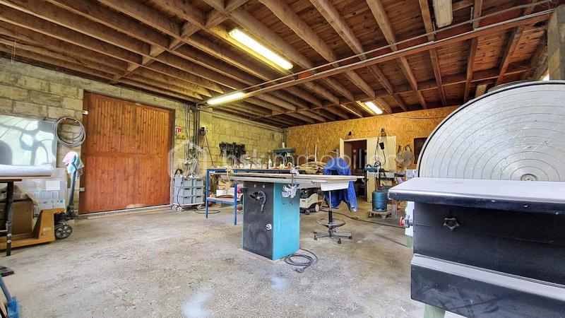 Immeuble - 375 m² - 6 pièces