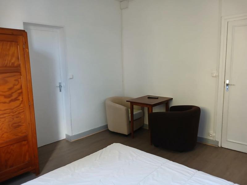 Immeuble - 218 m² - 14 pièces