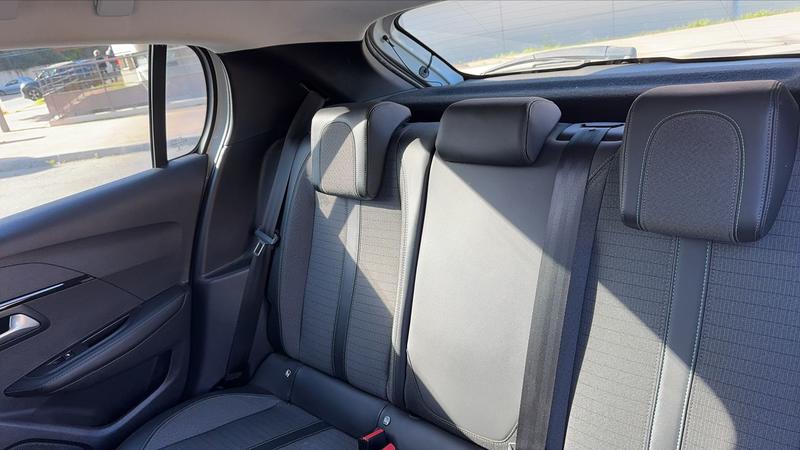 Peugeot 208 (2) 1.5 BlueHDi 100 Allure