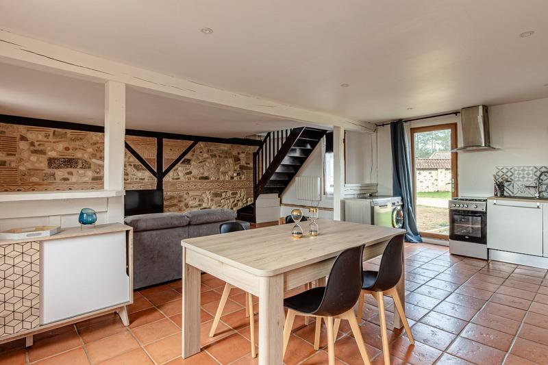 Propriété - 564 m² - 16 pièces