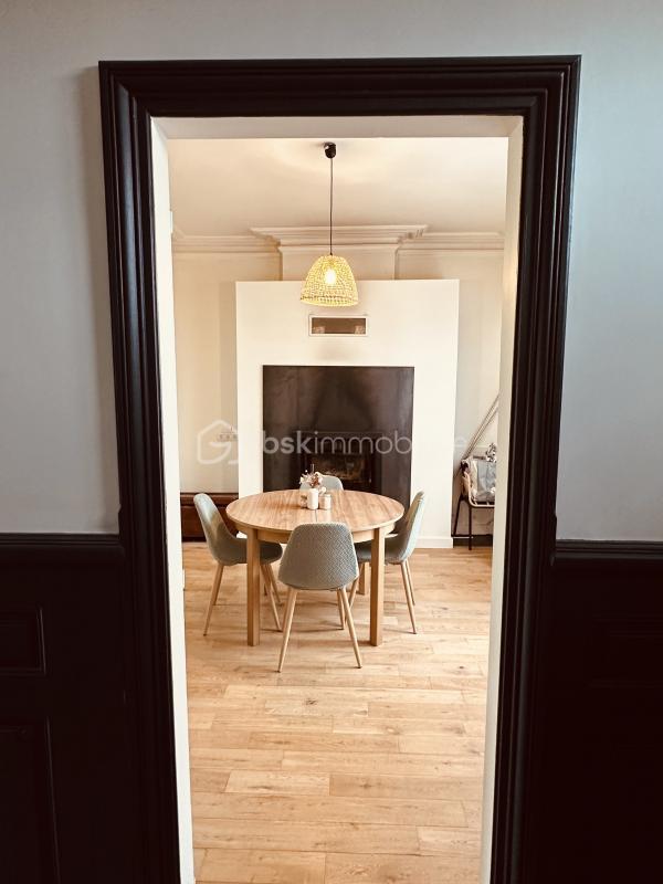 Maison - 160 m² - 5 pièces