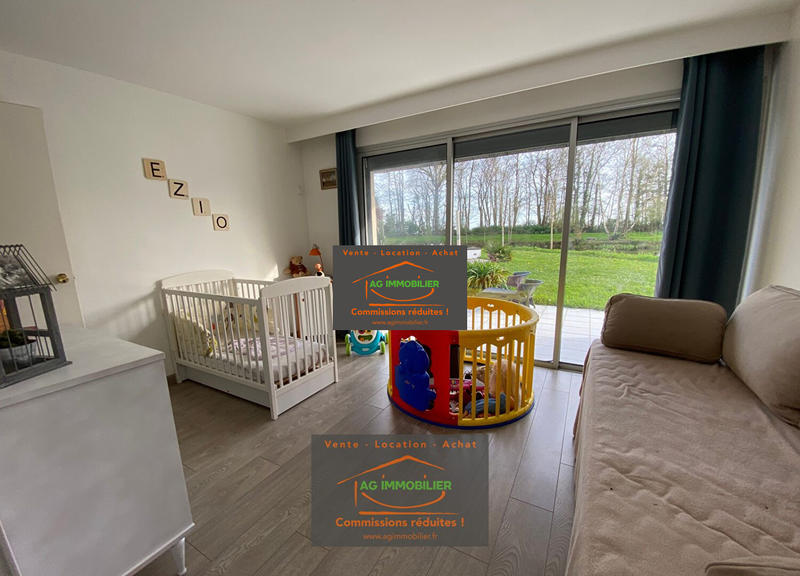 Maison - 341 m² - 9 pièces