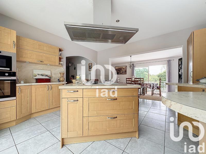 Maison - 224 m² - 5 pièces