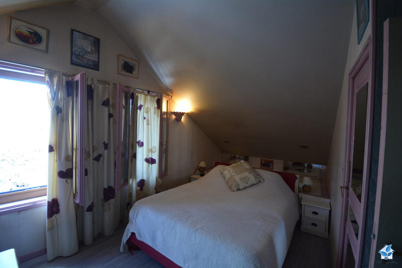 Viager - Maison traditionnelle - 248 m² - 6 pièces