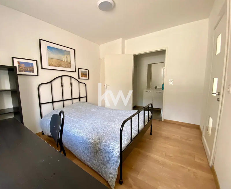 Immeuble - 250 m² - 14 pièces