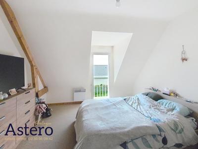 Maison traditionnelle - 94 m² - 4 pièces