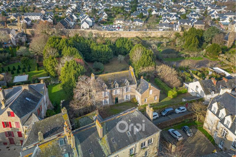 Manoir - 335 m² - 12 pièces