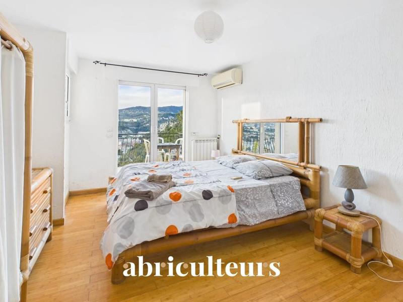 Maison ancienne - 173 m² - 7 pièces