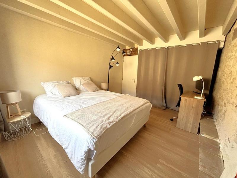 Maison - 340 m² - 10 pièces