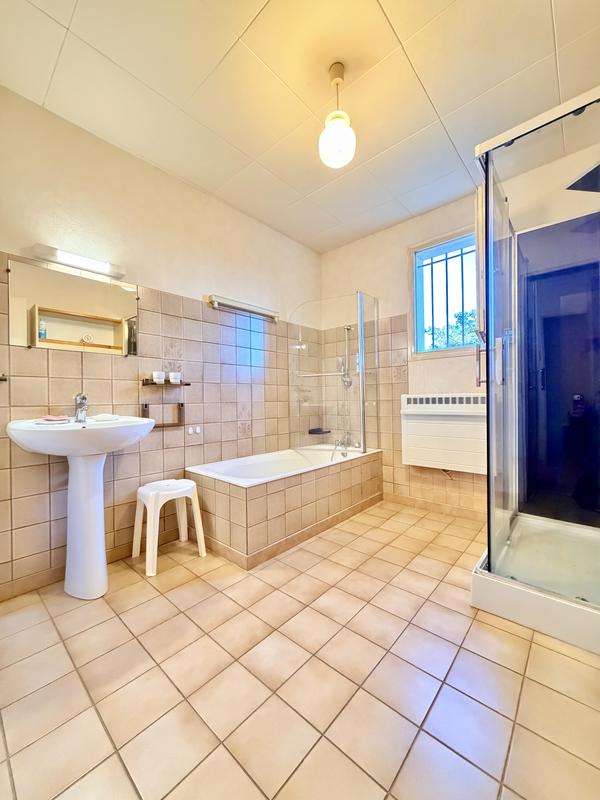 Villa - 150 m² - 6 pièces