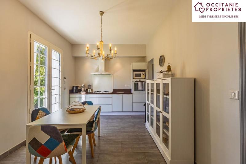 Villa - 203 m² - 7 pièces