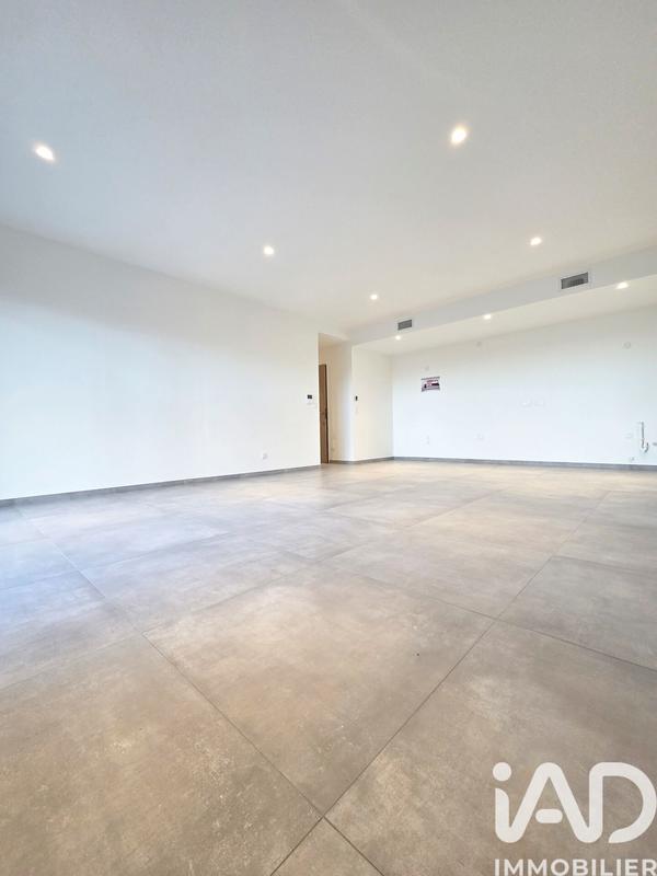 Appartement - 97 m² - 4 pièces