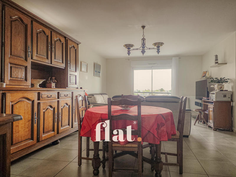 Appartement - 75 m² - 3 pièces