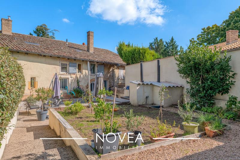 Maison - 136 m² - 4 pièces