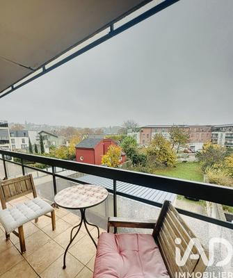 Appartement - 99 m² - 5 pièces
