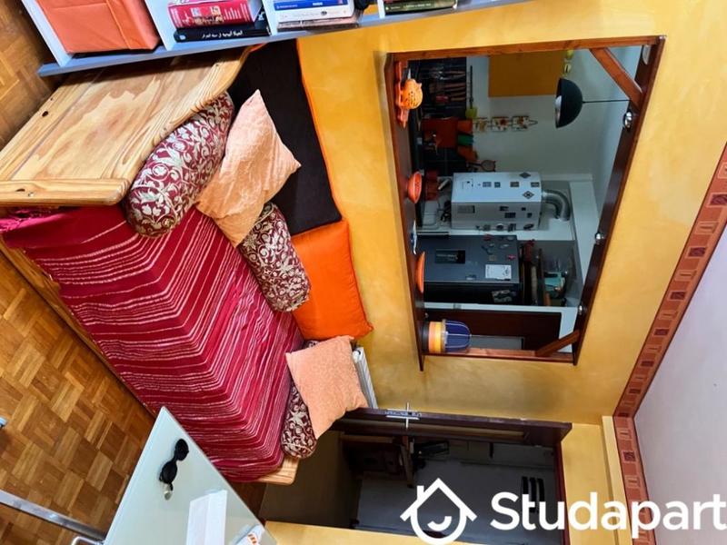 Chambre - 10 m² - 1 pièce