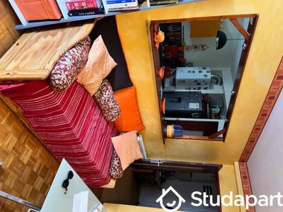 Chambre - 10 m² - 1 pièce