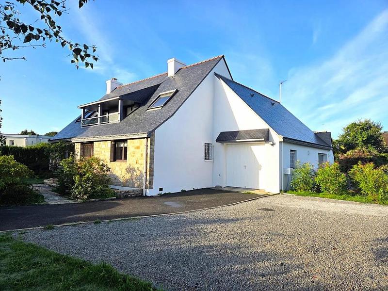 Propriété - 190 m² - 7 pièces