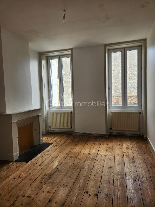 Maison ancienne - 190 m² - 8 pièces