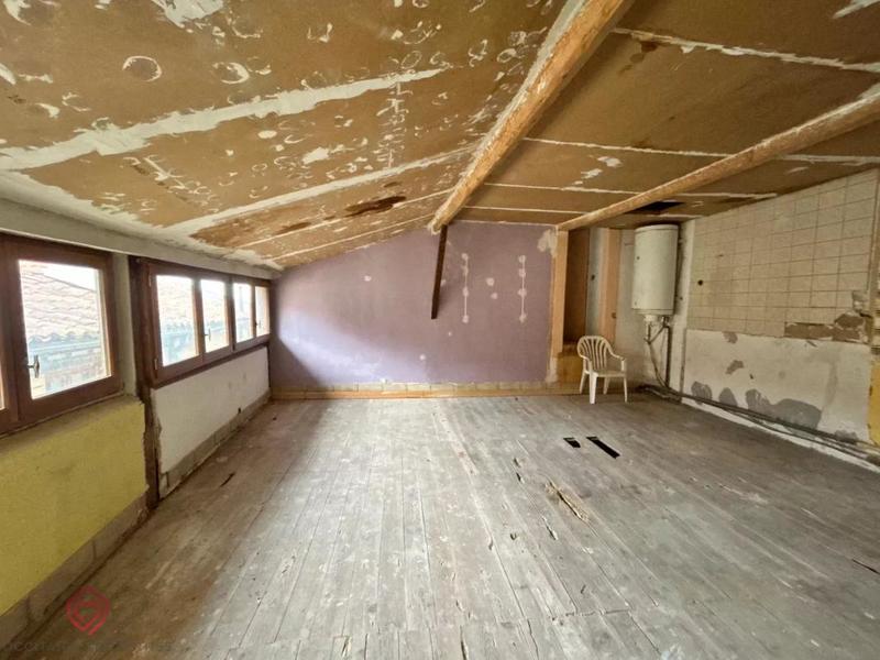 Maison de village - 260 m² - 6 pièces