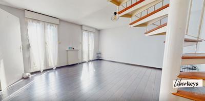 Duplex - 73 m² - 4 pièces