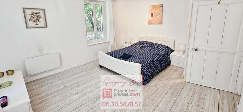 Maison - 231 m² - 7 pièces