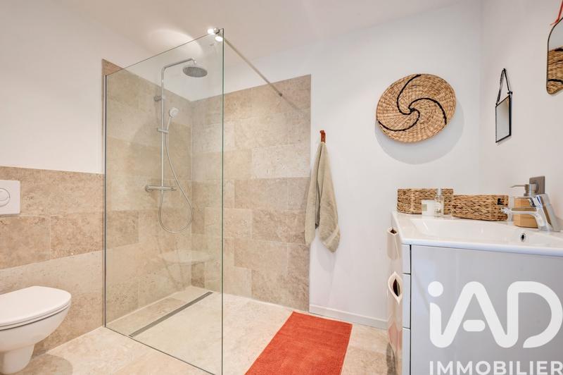 Maison - 288 m² - 8 pièces