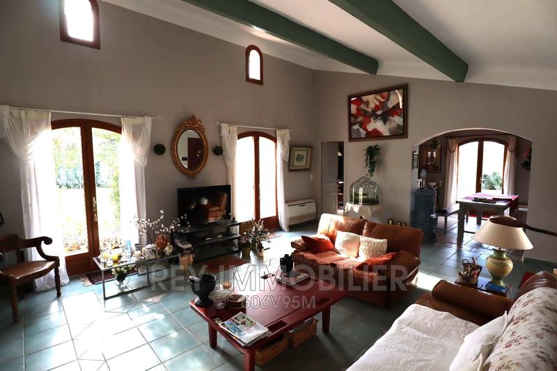 Villa - 260 m² - 7 pièces