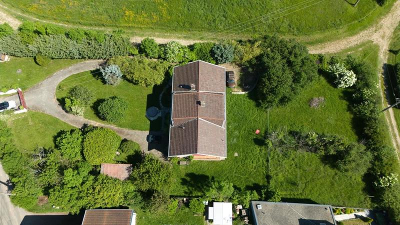 Maison - 203 m² - 7 pièces