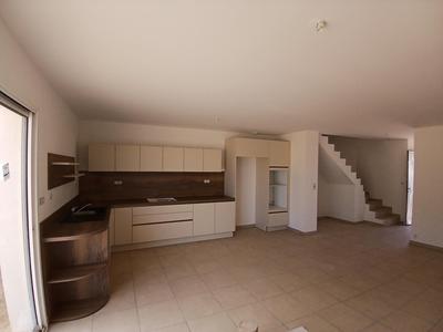 Maison - 85 m² - 4 pièces