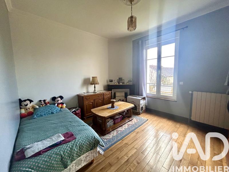 Maison - 151 m² - 8 pièces