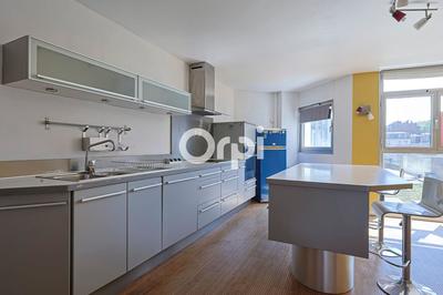 Appartement - 104 m² - 3 pièces